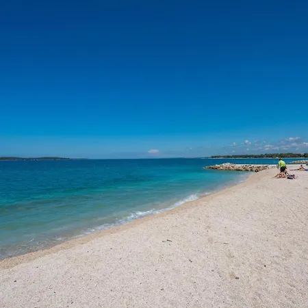 Cintya بيت ضيافة 3*